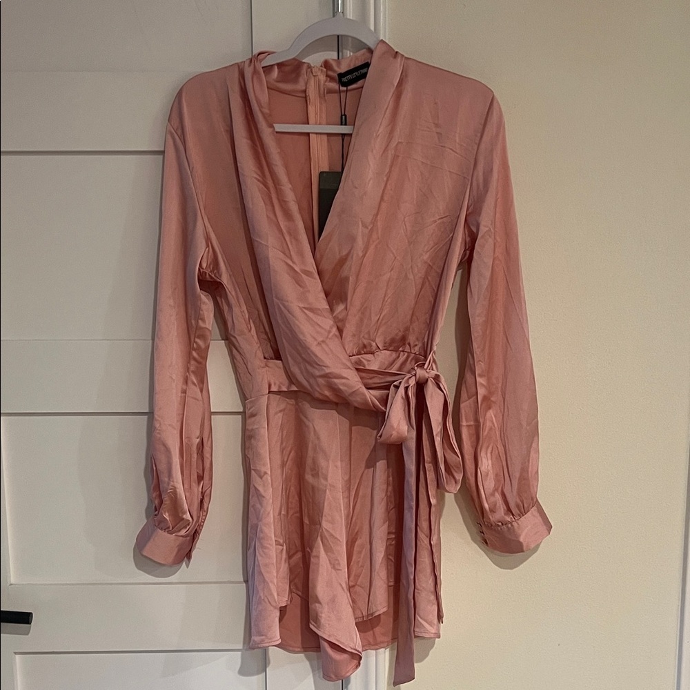 PrettyLittleThing Dusty Pink Satin Drape Detail- Long Sleeve Romper Size 10 NWT